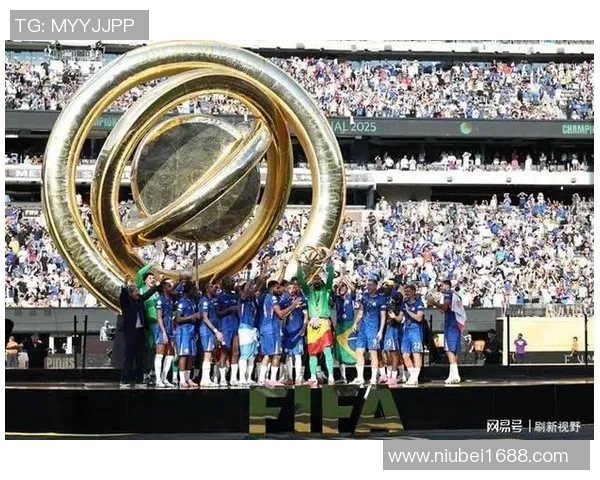 足球明星与特朗普的奇妙交集：从绿茵场到政治舞台的跨界合作与影响